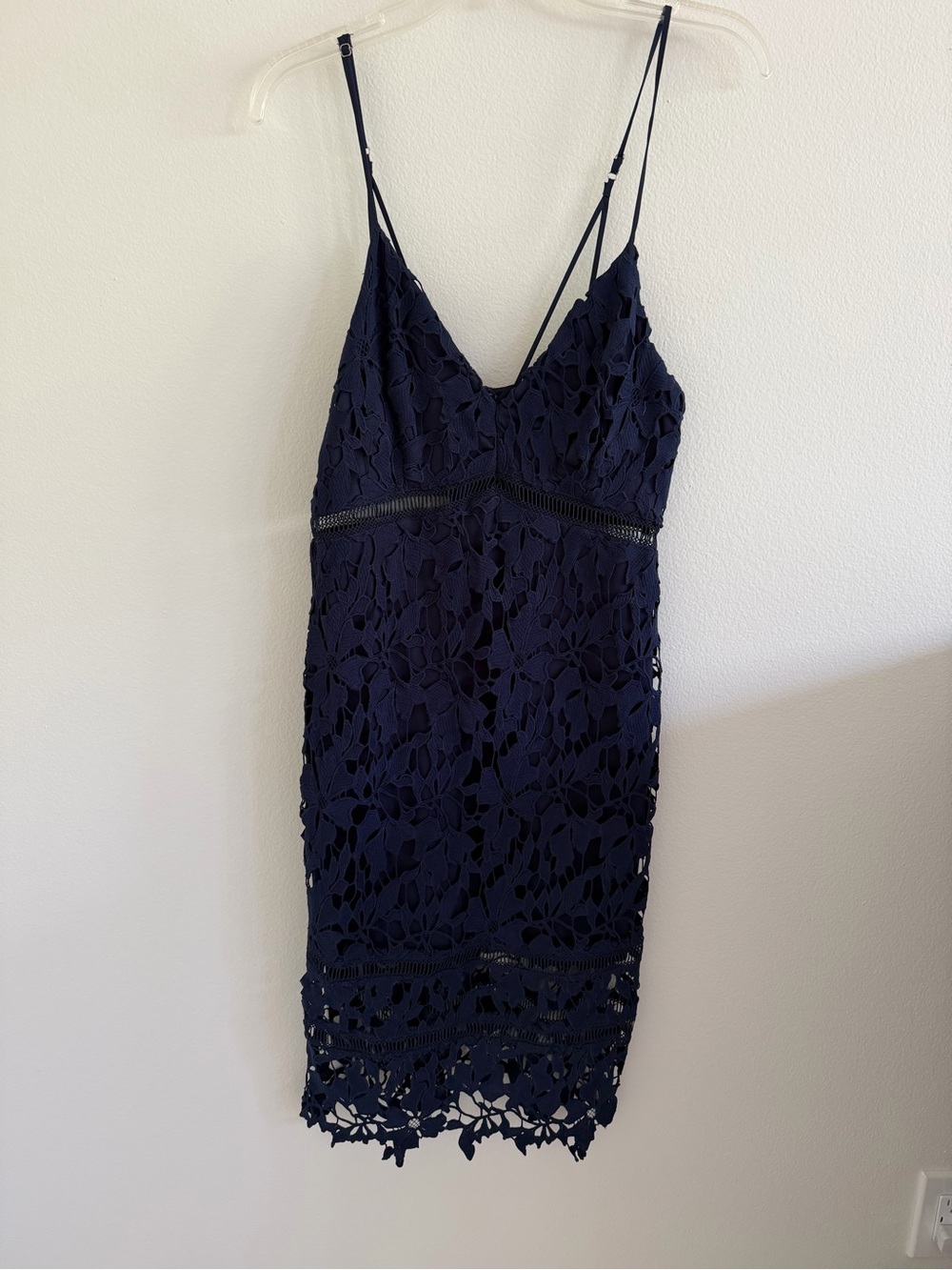 ASTR Navy Floral Lace Midi Dress with V-Neck and Spaghetti Straps